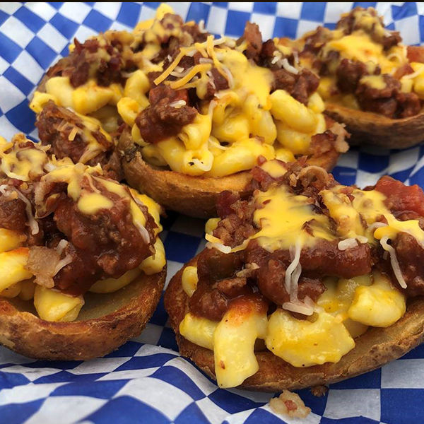 Sloppy Mac Tater Skins